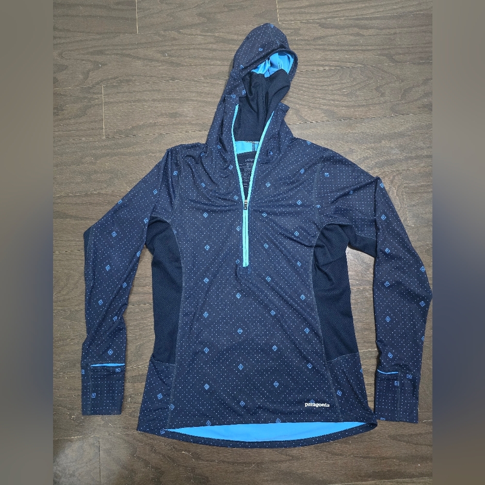 Patagonia Women's Blue Hooded Jacket
